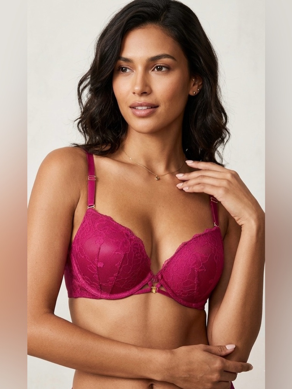 Victoria’s Secret Dream Angels Lace Push-Up Bra – Magenta Pink